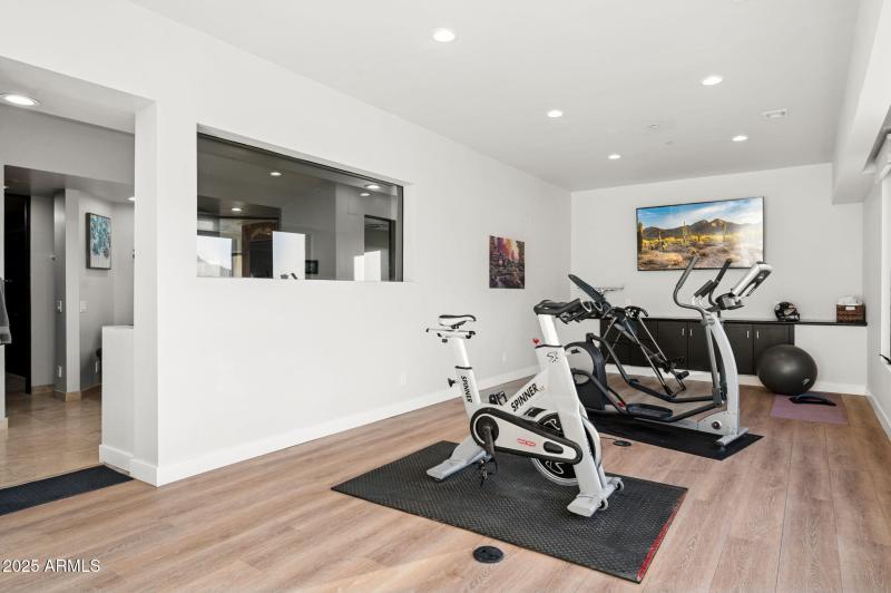 34-web-or-mls-41777-n-111th-pl