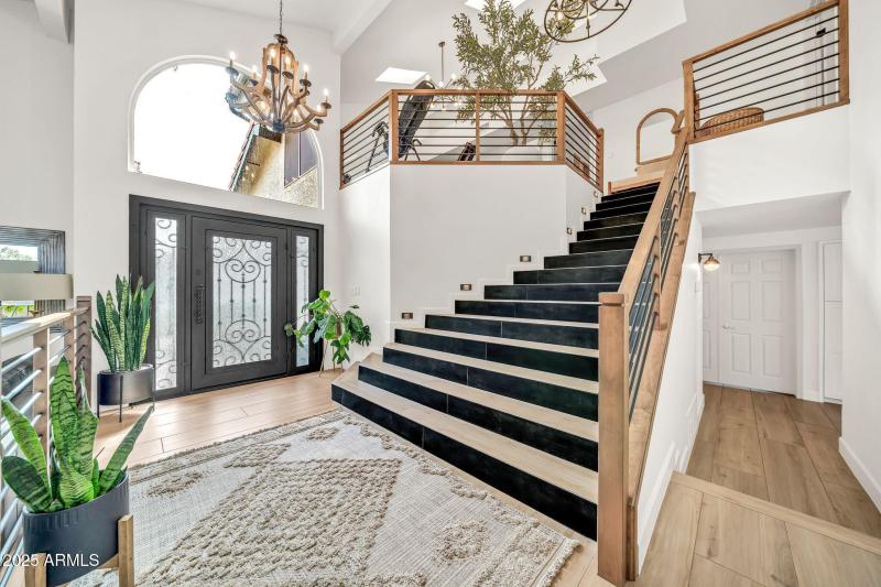 10178 E San Salvador Dr-13