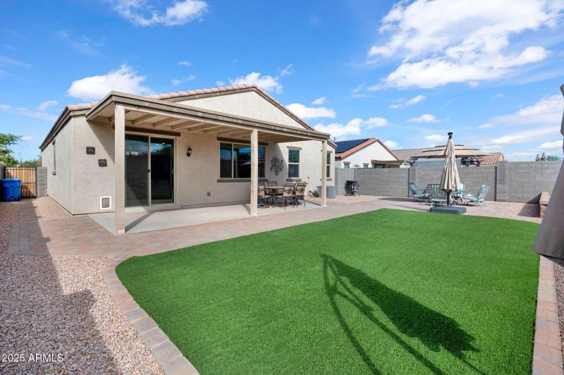 24-web-or-mls-1729 E Chanute Pass-24