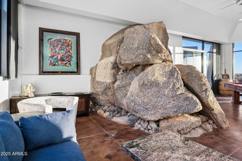 49-web-or-mls-41777-n-111th-pl