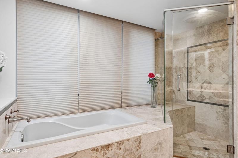 59-web-or-mls-41777-n-111th-pl