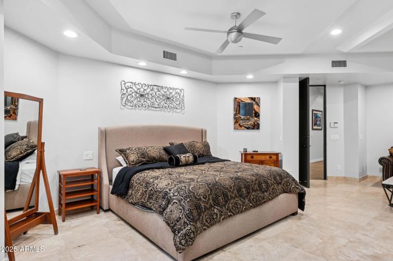 73-web-or-mls-41777-n-111th-pl