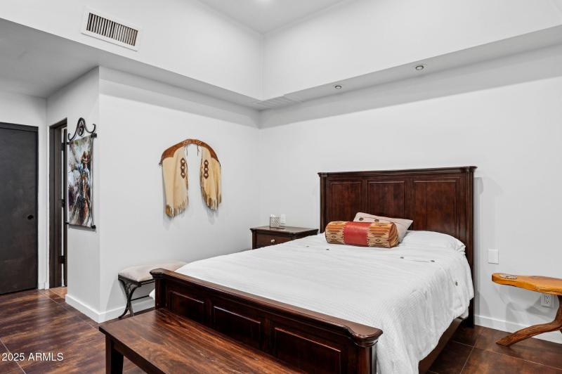 78-web-or-mls-41777-n-111th-pl