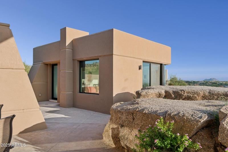 86-web-or-mls-41777-n-111th-pl