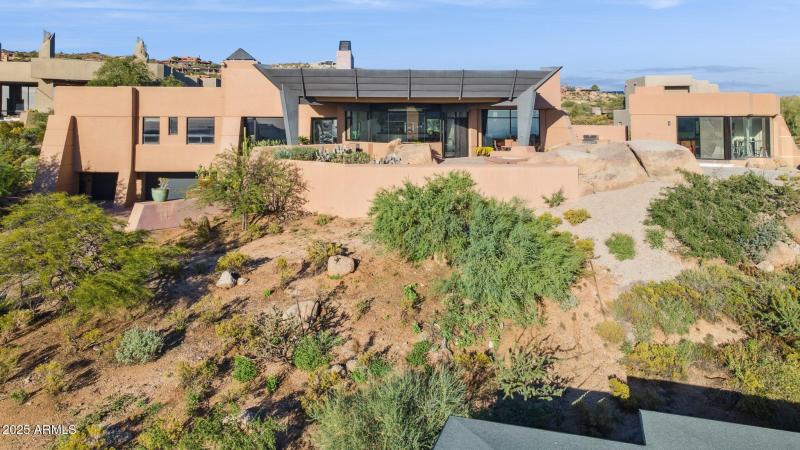 102-web-or-mls-41777-n-111th-pl