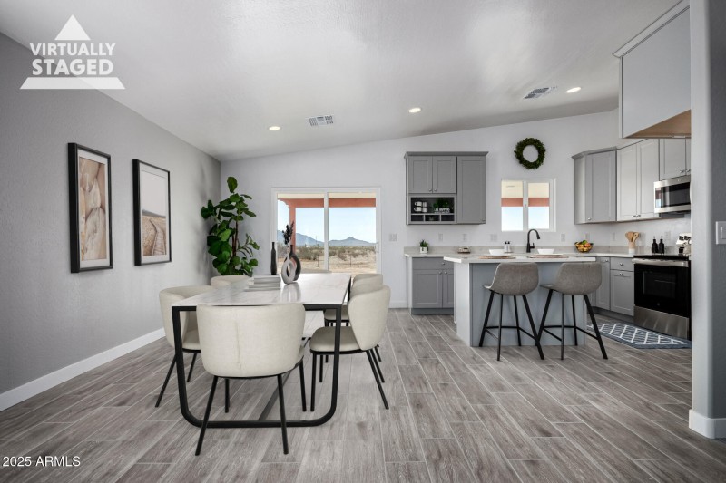 42761 W INDIANOLA AVE, Tonopah, AZ 85354