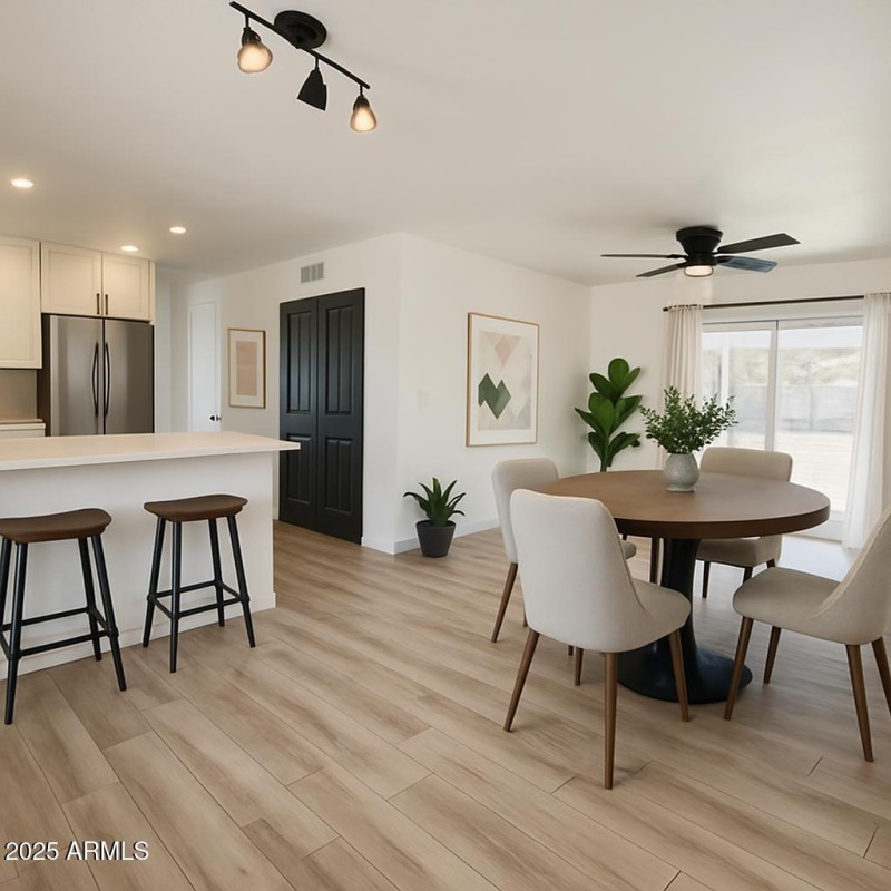 Kitchen / Dining Staged