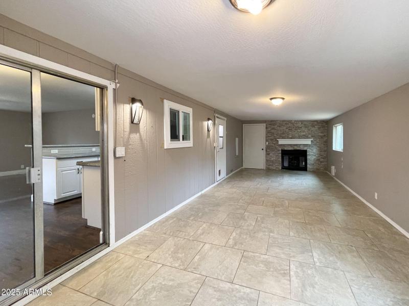 Enclosed Second AZ Room back