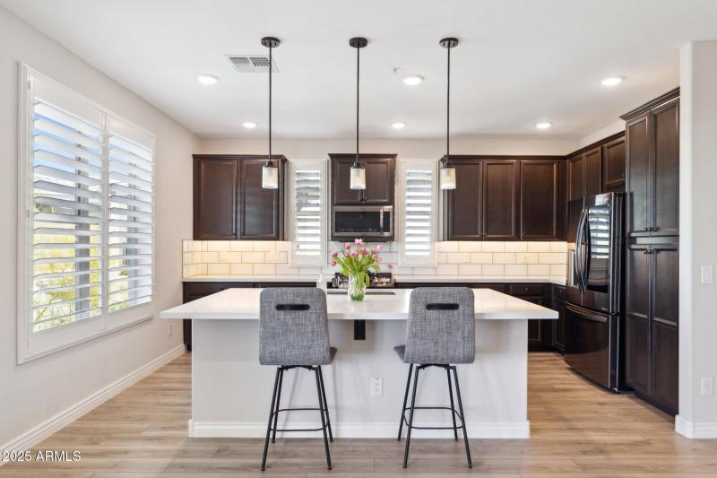 8-web-or-mls-5100-e-rancho-paloma-dr-206