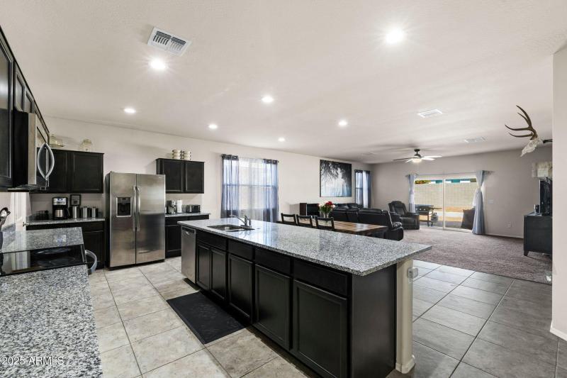 003___1042 W Avalon Canyon Dr