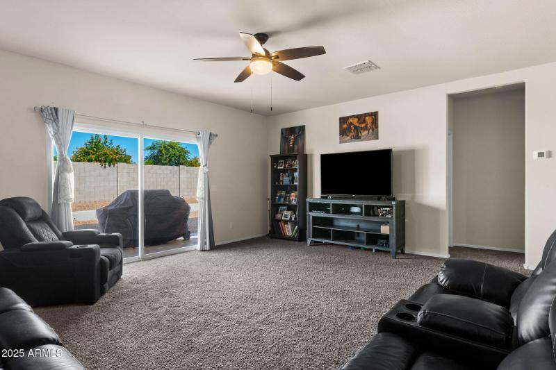 007___1042 W Avalon Canyon Dr