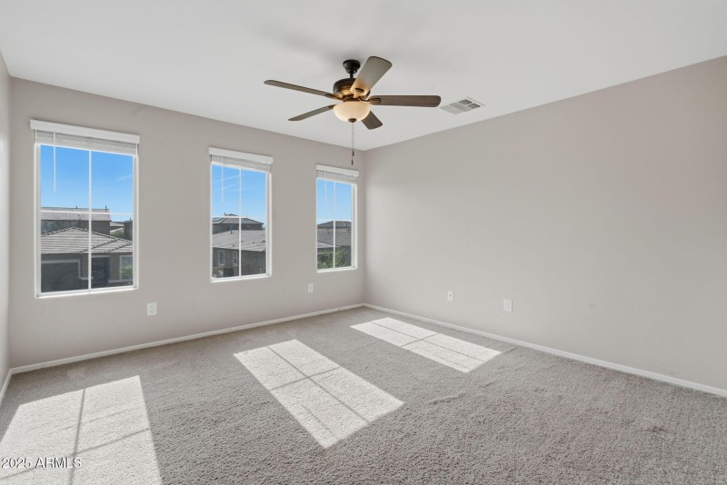 Loft (possible 6th bedroom)