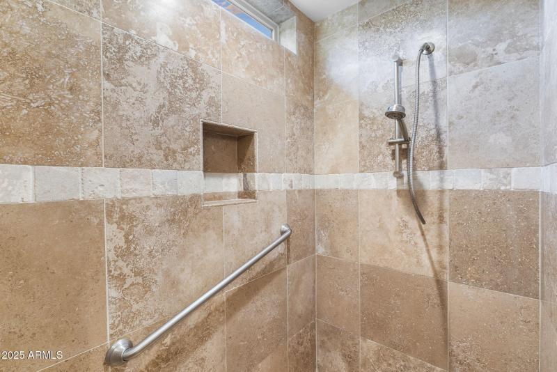 Ensuite Guesthouse Bath