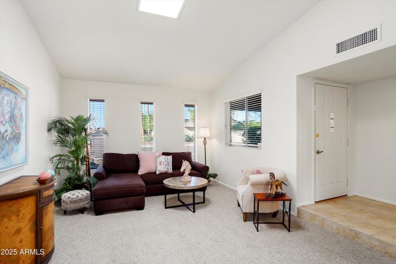 05-5951 W Campo Bello Dr