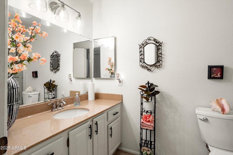 26-5951 W Campo Bello Dr