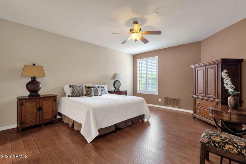 18-web-or-mls-19115-e-buckskin-dr