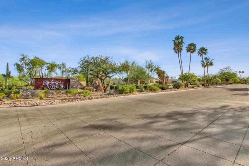 46-web-or-mls-19115-e-buckskin-dr