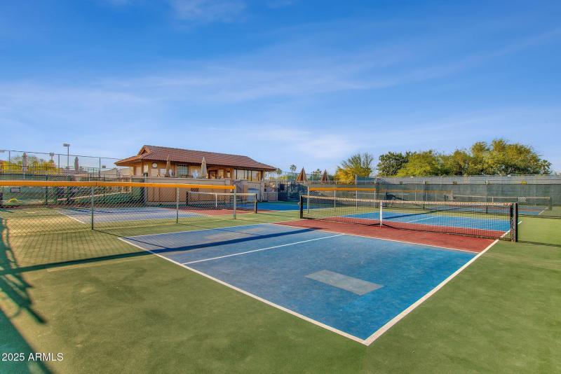 63-web-or-mls-19115-e-buckskin-dr