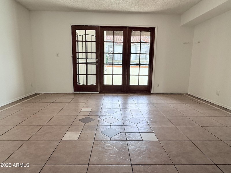 2025-10-22 13.49.29-1