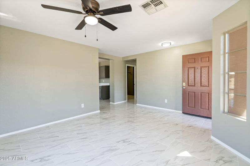 2922 W Dunbar Drive, Phoenix 85041