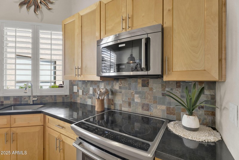 13-web-or-mls-23737 S Pleasant Way -16