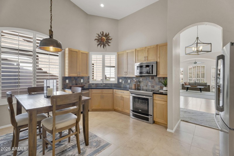 14-web-or-mls-23737 S Pleasant Way -17