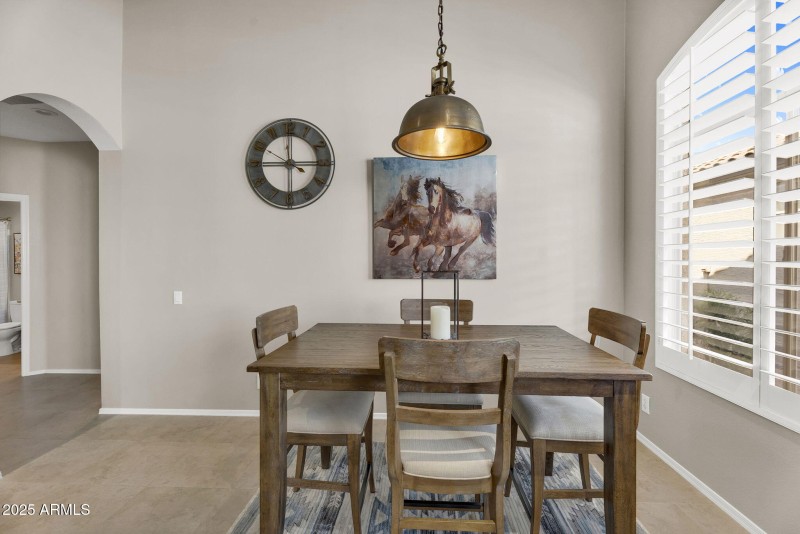 16-web-or-mls-23737 S Pleasant Way -15