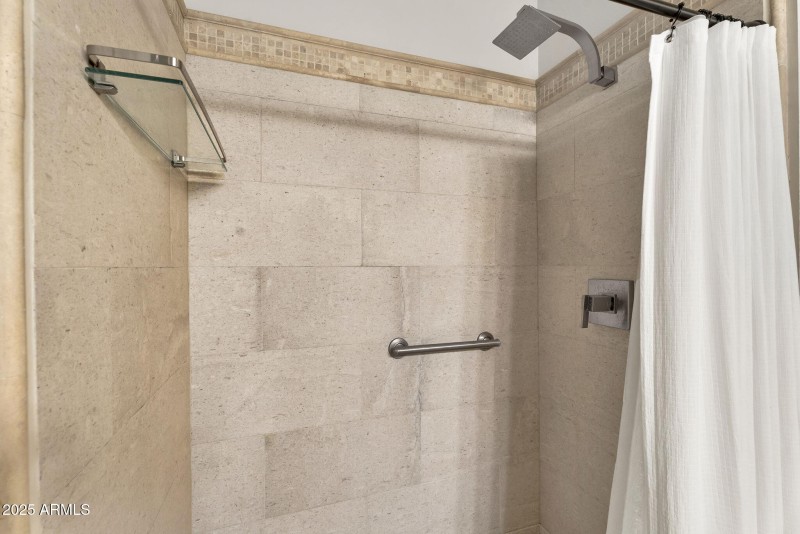 22-web-or-mls-23737 S Pleasant Way -27