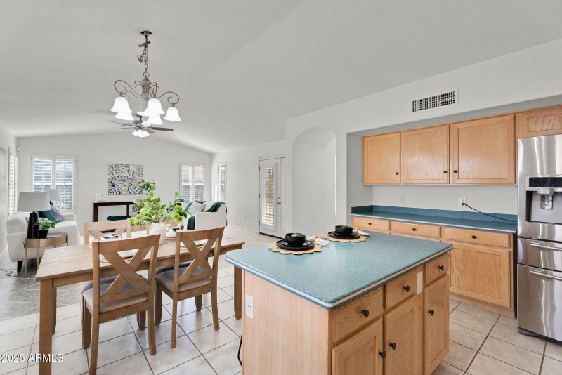 19-web-or-mls-9651 W Potter - 23