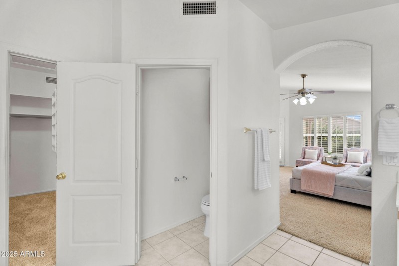 31-web-or-mls-9651 W Potter - 32