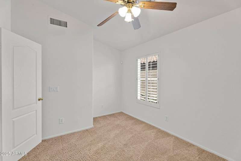 34-web-or-mls-9651 W Potter - 35