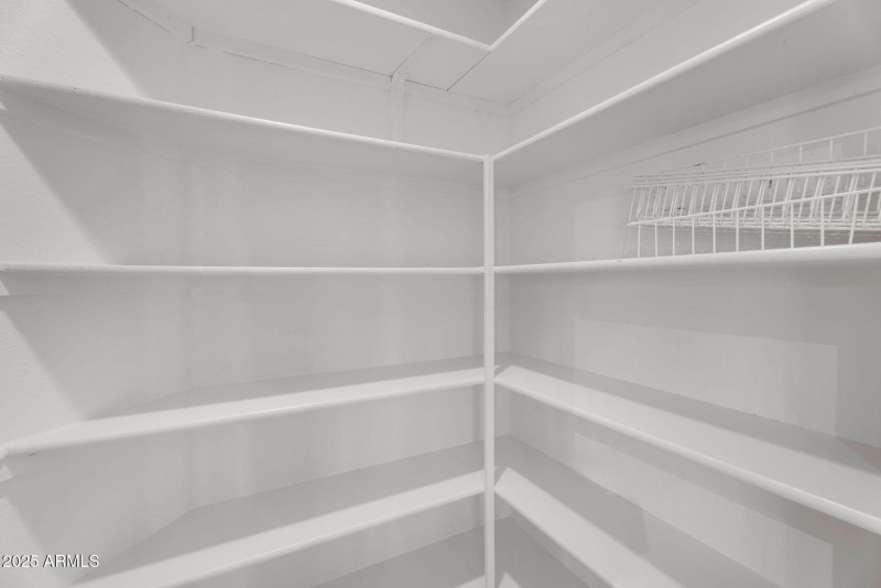 36-web-or-mls-9651 W Potter - 38