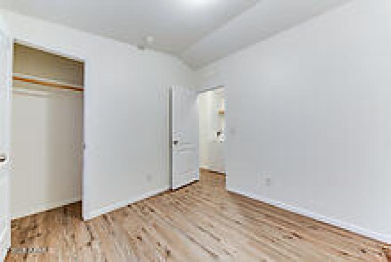 photo_85344434-220x165