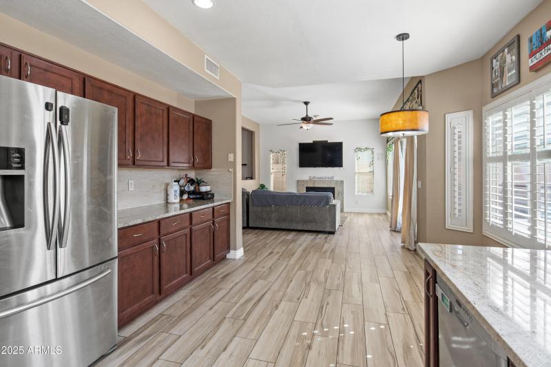 7405 W Emile Zola Ave-13