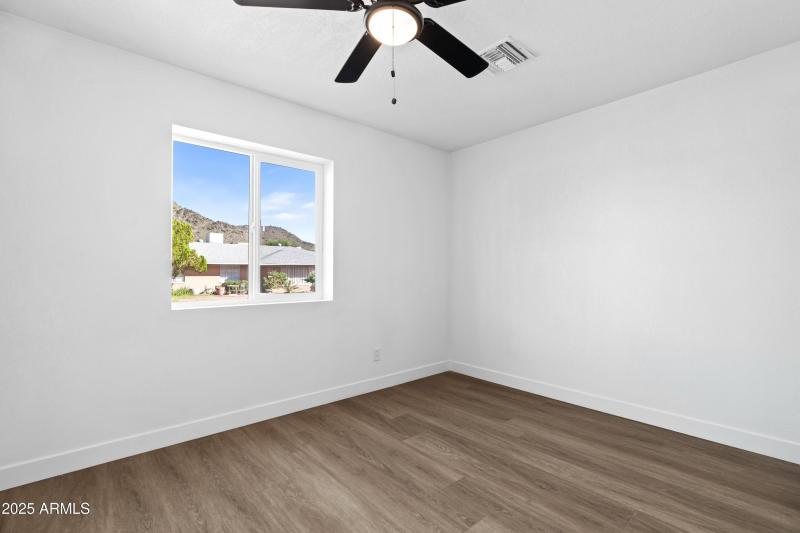 Photo Oct 18 2025, 3 28 18 PM (20)