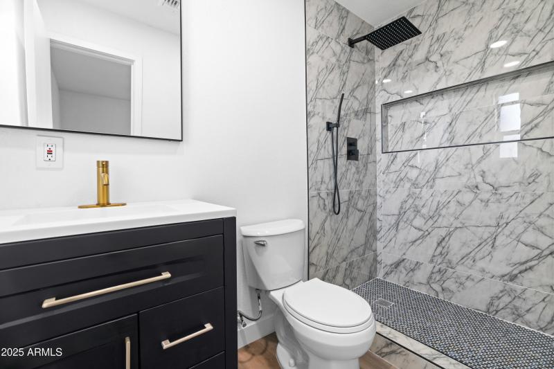 Photo Oct 18 2025, 3 28 18 PM (23)