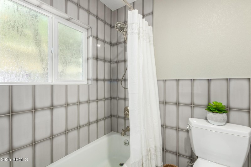 Secondary Bath