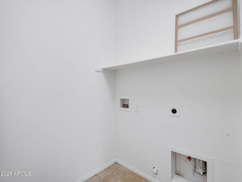 907 Quarter Horse Rd