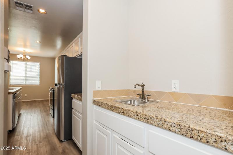 009-photo-kitchen-14878199