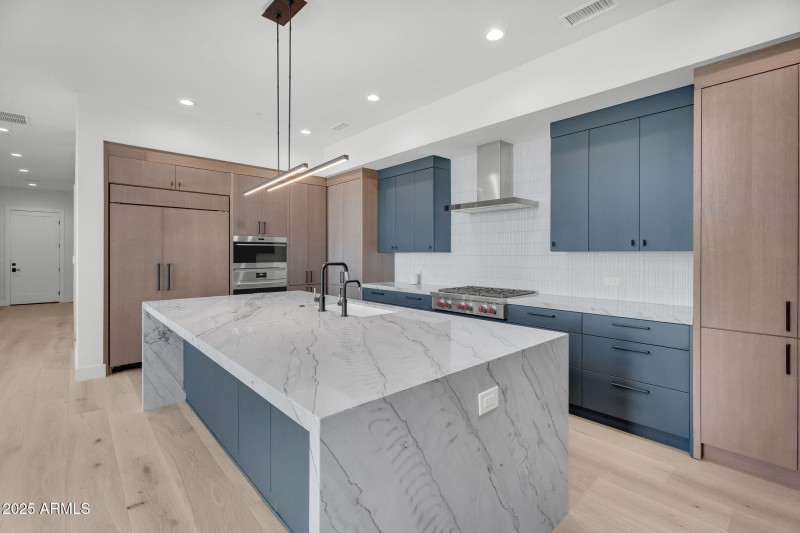 14-web-or-mls-North 39th-15