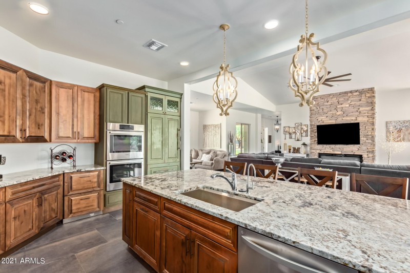 LUXURY APPLIANCES