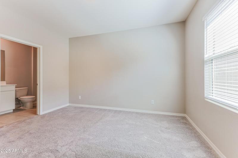 1009849.35226 W SANTA CLARA AVE - Bedroo