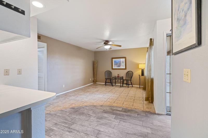 1761218649629_1761196565898ck1a8423