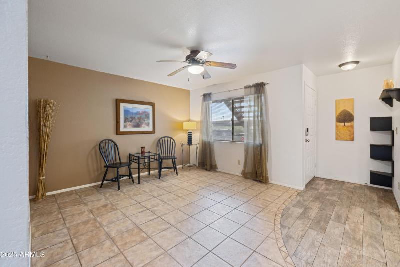 1761218654210_1761196734244ck1a8438