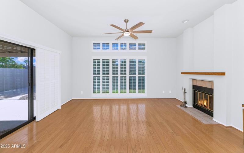 living room white