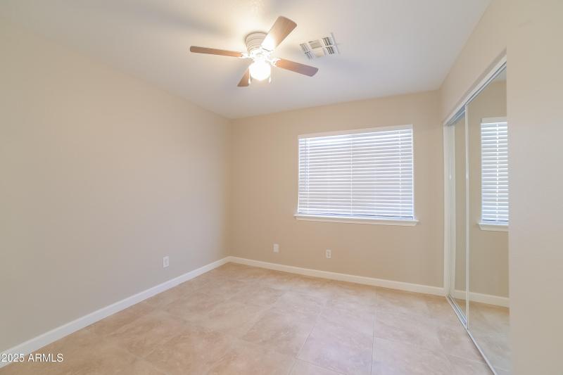 1013818.7856 W SAN MIGUEL AVE - Main Bed