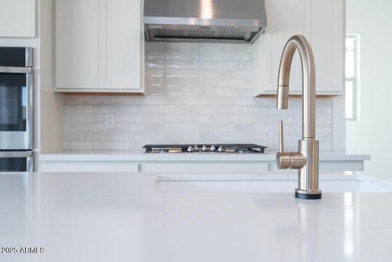 Tri Pointe Waterston Central 276 - Kitch