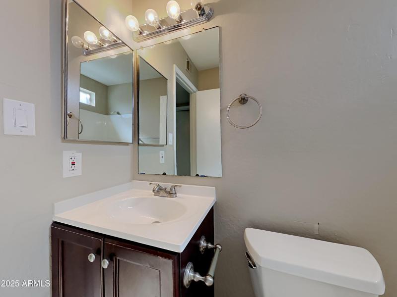 1006270.319 W Kristal Way_11