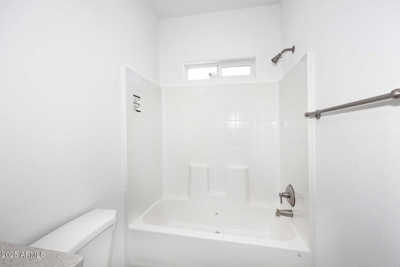 Hall Bath-Tub