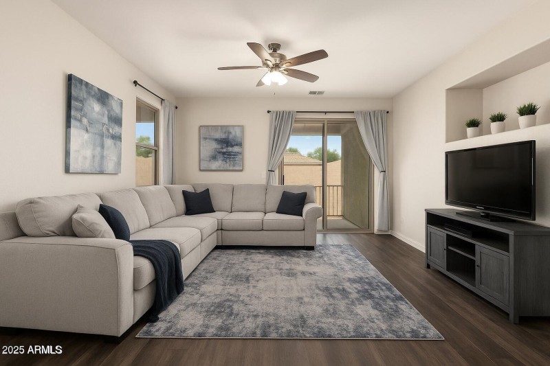 VIRTUALLY staged great room